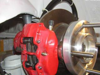 !Zadní kotoučová brzda pro suché poloosy