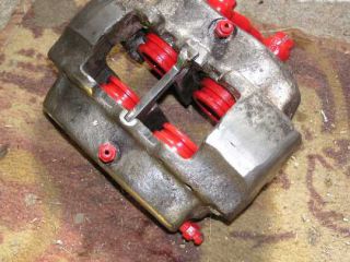 !Zadní kotoučová brzda pro suché poloosy